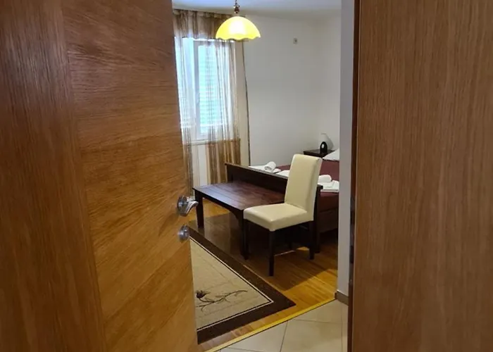 & Boksic * ムリニ